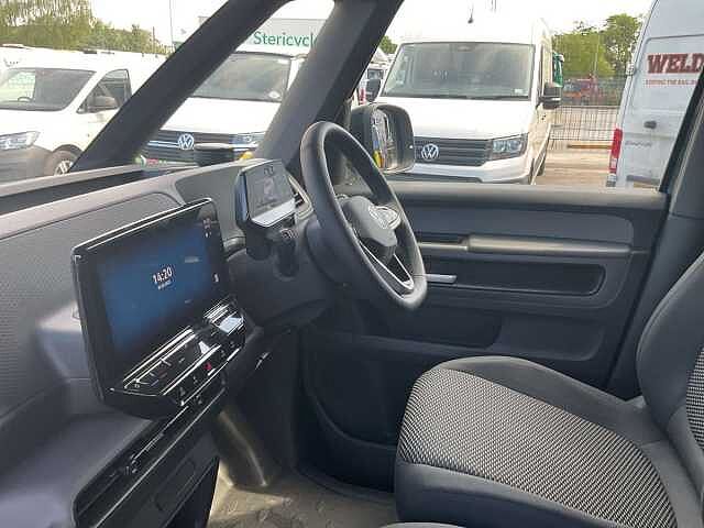 Volkswagen Id. Buzz Cargo Pro 77kwh Commerce Plus Panel Van 5dr Electric Auto (204 Ps)